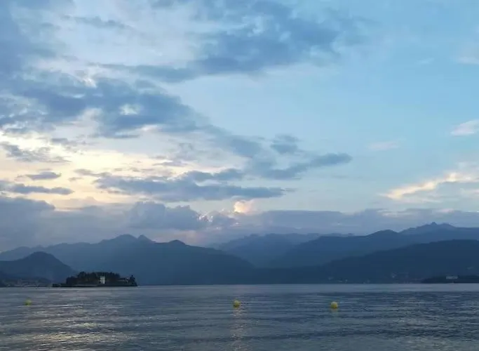 Апартаменты Maggiore Бавено